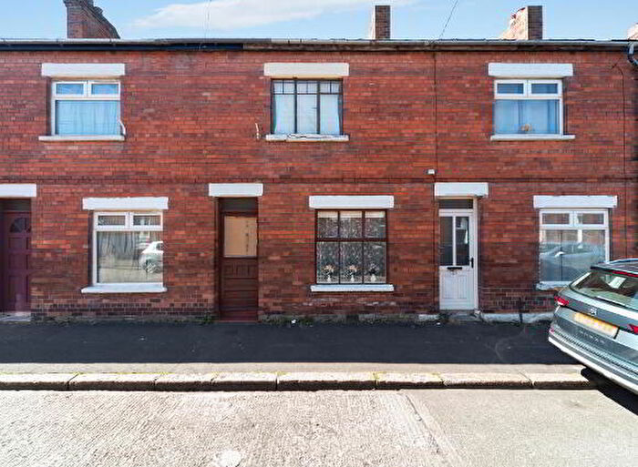 3 Bedroom Mid Terraced House For Sale In Kitchener Street, Belfast, BT12