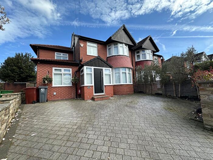 4 Bedroom Semi Detached House To Rent In Royle Green Road, Manchester, M22