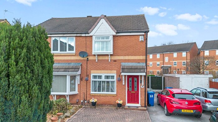 3 Bedroom Semi Detached House For Sale In Water View Park, Leigh, WN7