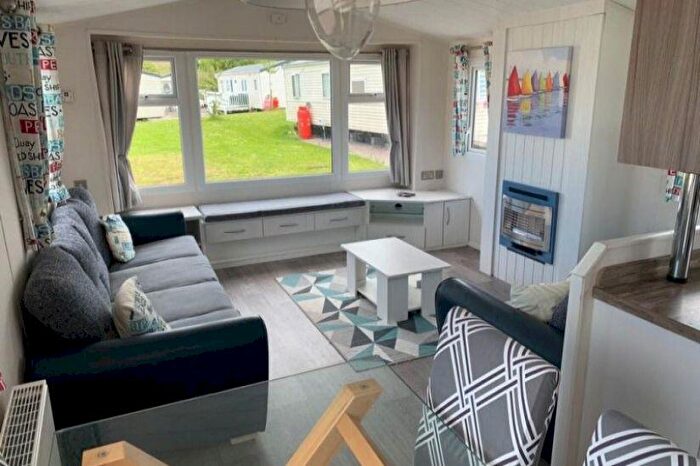 Caravan For Sale In Three Bed Willerby Isis (), Broadwater Holiday Park, Fleetwood Road, Fleetwood, Lancashire, FY7