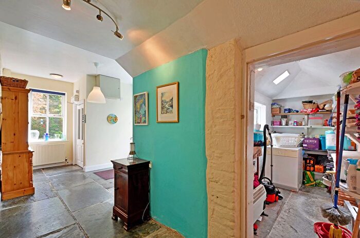 4 Bedroom Detached House For Sale In New Road, Liskeard, PL14