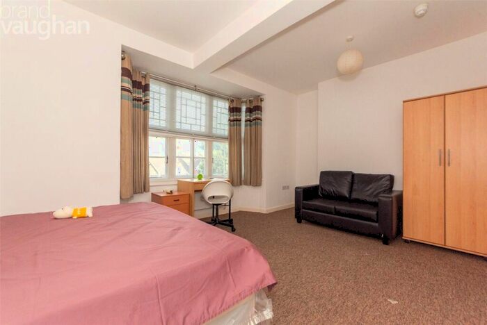 1 Bedroom Flat To Rent In Elm Grove, Brighton, East Sussex, BN2