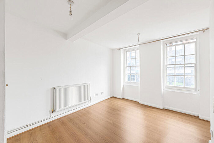 1 Bedroom Maisonette To Rent In Holywell Lane, Shoreditch, London, EC2A