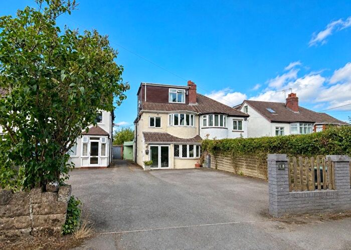 4 Bedroom Semi-Detached House For Sale In Middle Lane, Kings Norton, B38