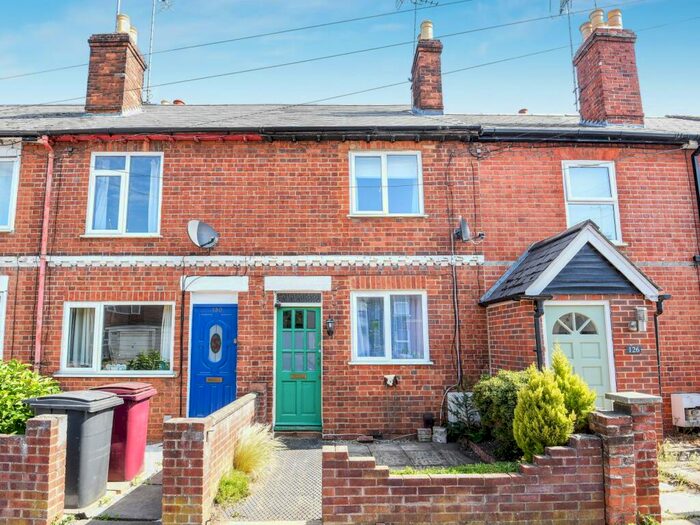 2 Bedroom Terraced House To Rent In Sherwood Street, Reading, RG30
