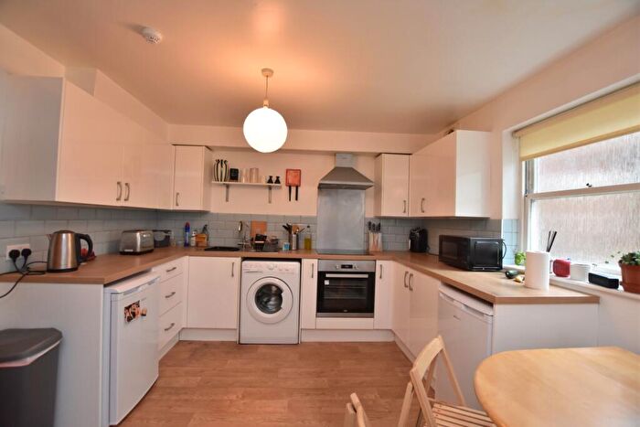 3 Bedroom Terraced House To Rent In Hensmans Hill, Clifton, BS8