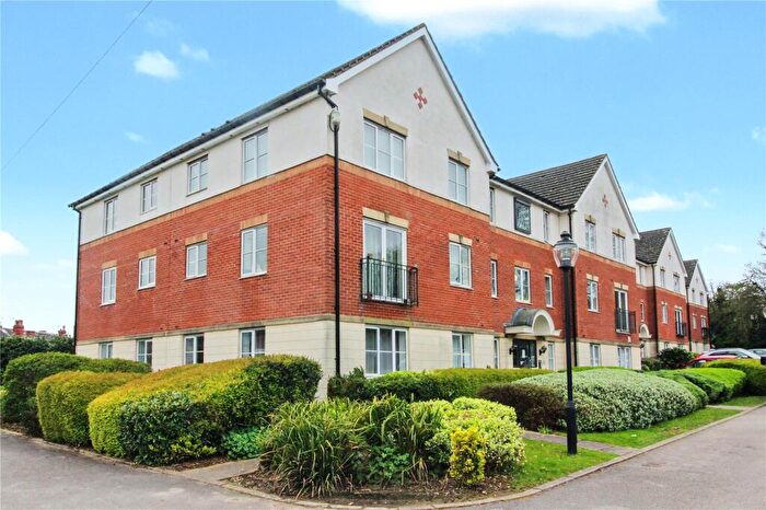 2 Bedroom Flat For Sale In Victoria Court, Leeds, West Yorkshire, LS15