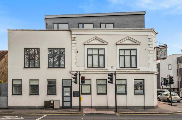 2 Bedroom Flat To Rent In Church Road, London, E10