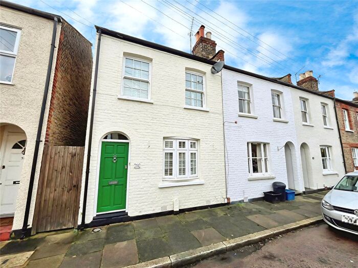 2 Bedroom Semi-Detached House To Rent In Warwick Road, Twickenham, TW2