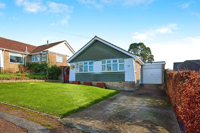 2 Bedroom Bungalow For Sale In Powell Close, Newport, Isle Of Wight, PO30