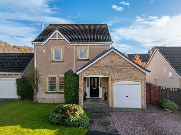 4 Bedroom Detached House For Sale In Logan Road, Torryburn, Dunfermline, KY12