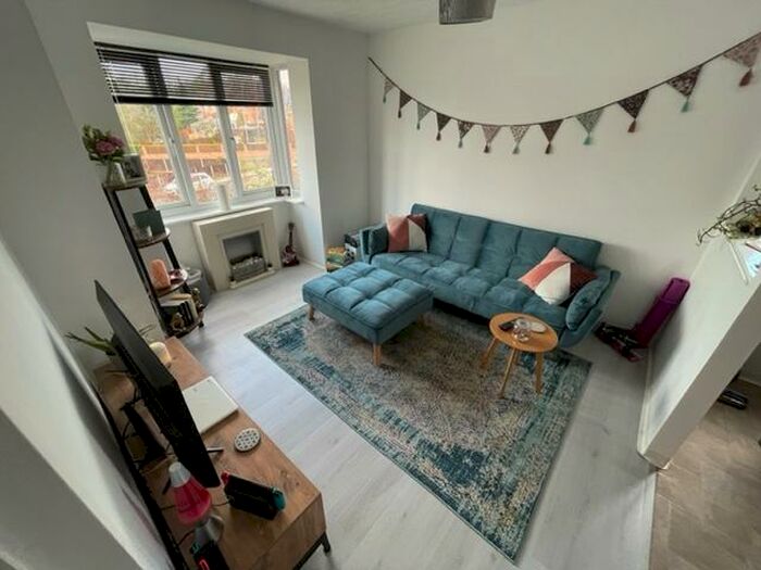 1 Bedroom Flat To Rent In Polperro Way, Hucknall, Nottingham, NG15