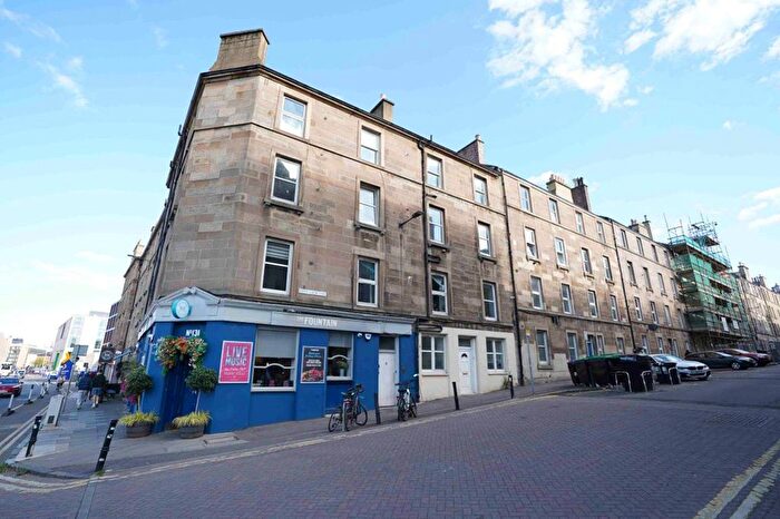 1 Bedroom Flat To Rent In Murdoch Terrace, Fountainbridge, Edinburgh, EH11