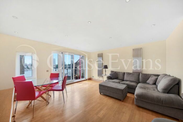 2 Bedroom Flat To Rent In Wapping High Street, Wapping, E1W