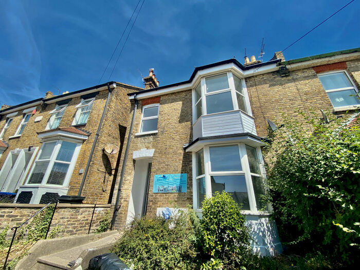 2 Bedroom Apartment To Rent In Cecilia Road, Ramsgate, CT11