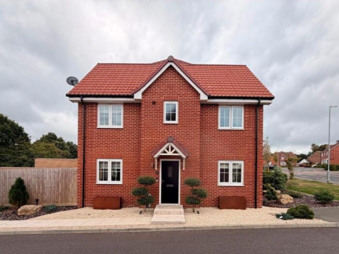 3 Bedroom House For Sale In Fuggle Road, West Malling, ME19