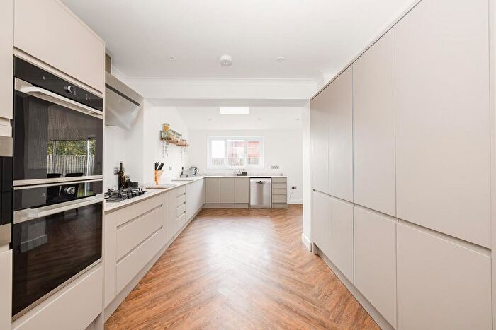 4 Bedroom Detached House For Sale In Bucklewell Close, Shirehampton, BS11