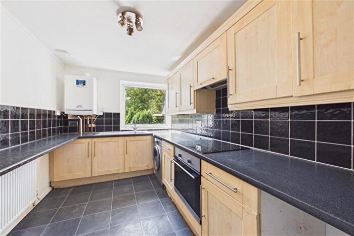 3 Bedroom Apartment To Rent In Durham House, Mapperley Park, Nottingham, NG3
