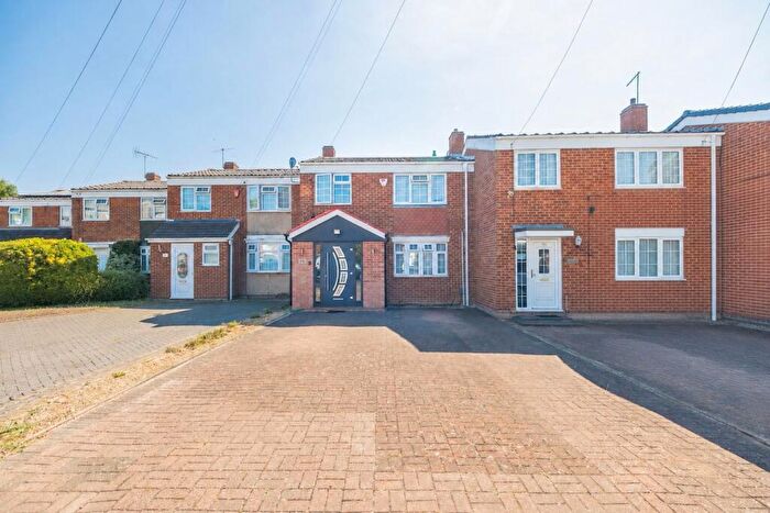 3 Bedroom Terraced House For Sale In Minster Way, Langley, SL3