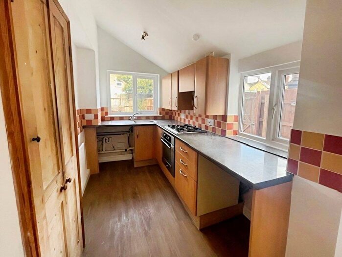 2 Bedroom Detached House To Rent In Denmark Street, MK40