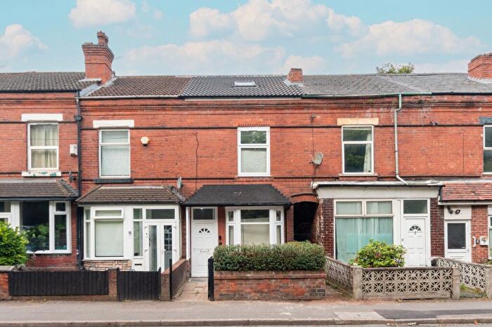 5 Bedroom Terraced House For Sale In Lifford Lane, Birmingham, West Midlands, B30