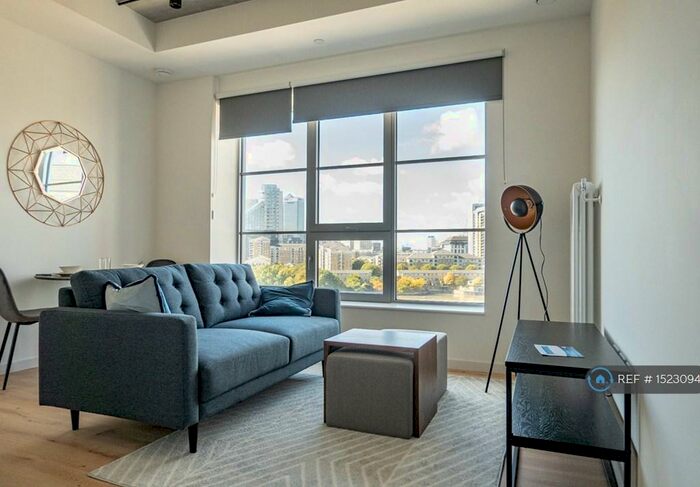 Studio To Rent In Douglass Tower, London, E14
