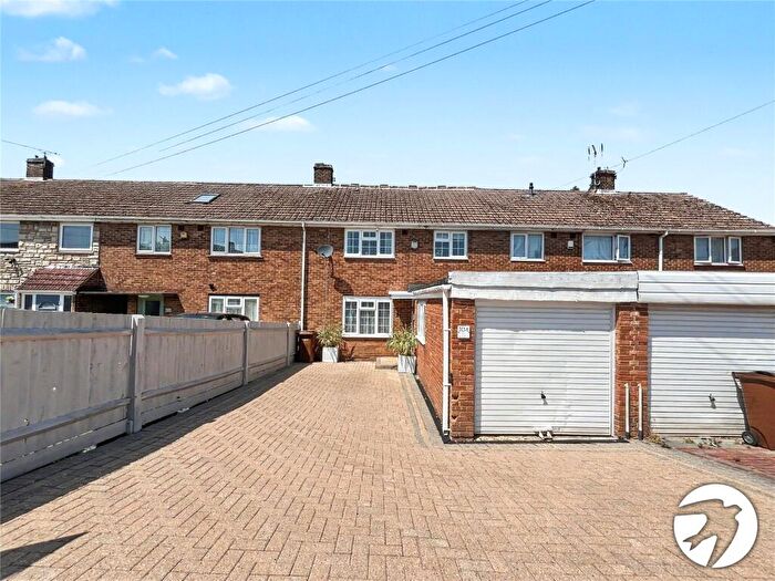 4 Bedroom Terraced House For Sale In King George Road, Chatham, Kent, ME5