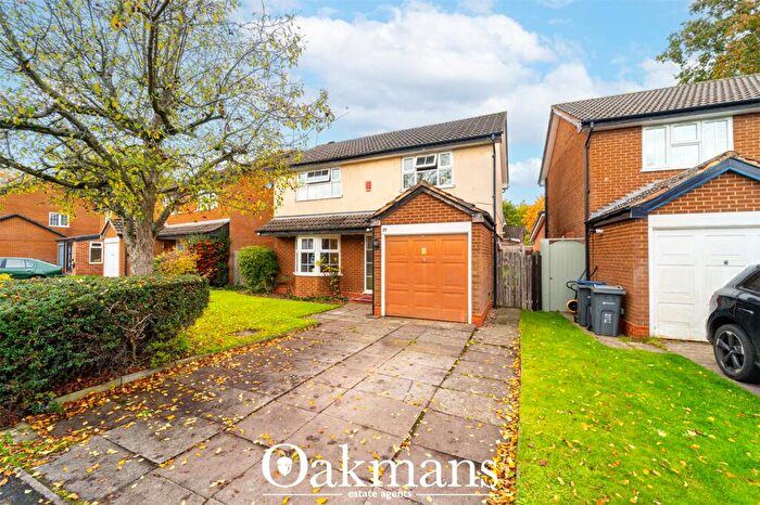4 Bedroom House To Rent In Pavenham Drive, Birmingham, West Midlands, B5
