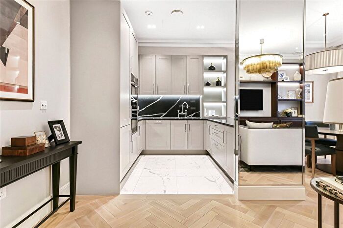3 Bedroom Flat For Sale In The Residences - Millbank, Westminister, SW1P