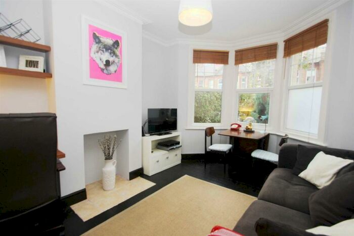 1 Bedroom Flat To Rent In Cornwallis Road, Walthamstow, E17