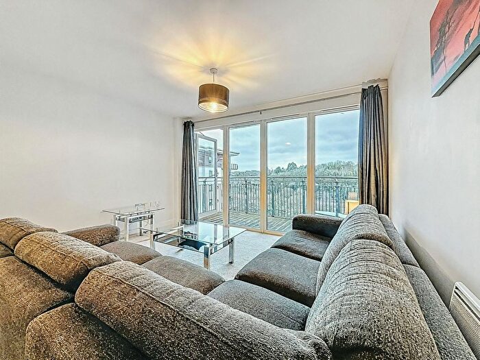 2 Bedroom Flat For Sale In Watkiss Way, Cardiff, CF11