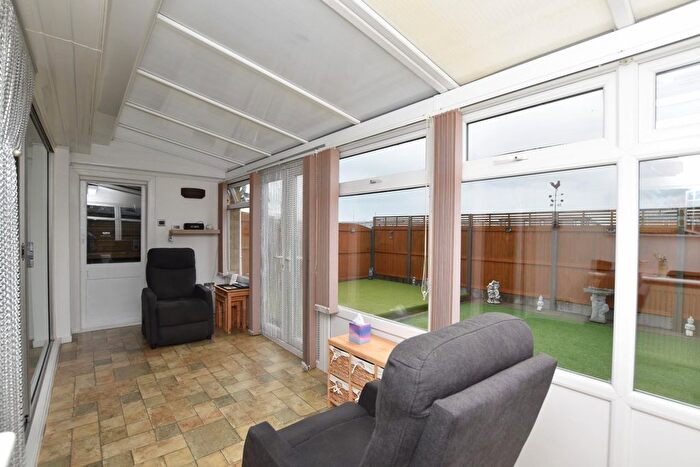 2 Bedroom Semi-Detached Bungalow For Sale In Beverley Gardens, Dymchurch, TN29