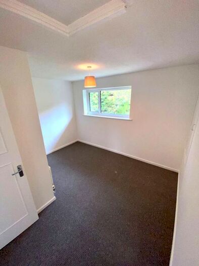 1 Bedroom Flat To Rent In Glan Aber Park, West Derby, Liverpool, L12