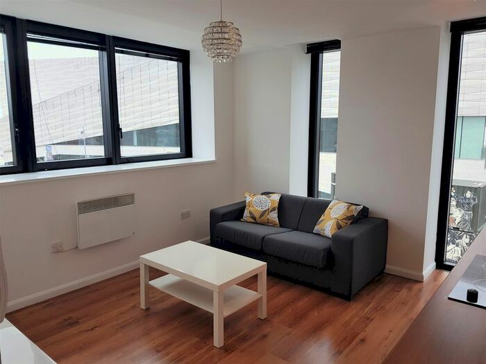 2 Bedroom Flat To Rent In Mann Island, Liverpool, L3