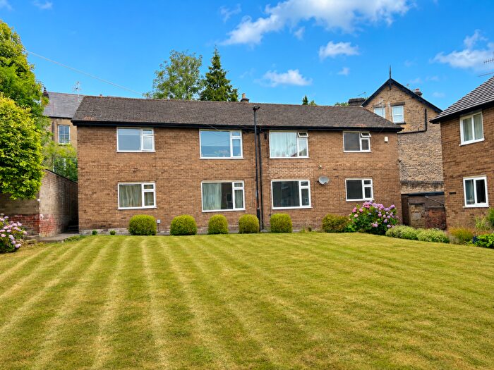 2 Bedroom Flat For Sale In Clarke Dell, Sheffield, S10