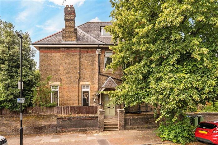 1 Bedroom Flat For Sale In Shooters Hill Road, Blackheath, SE3