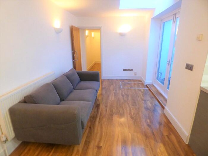 1 Bedroom Flat To Rent In Wick Road, London, E9