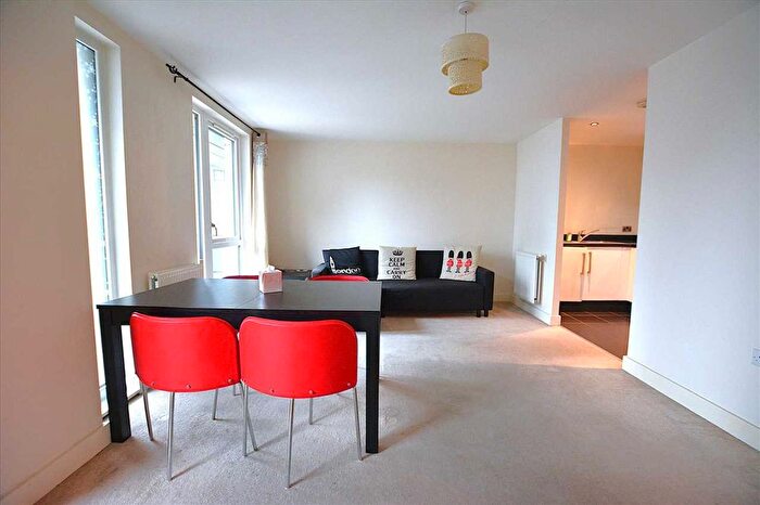 1 Bedroom Flat To Rent In Charcot Road, Edgware, NW9