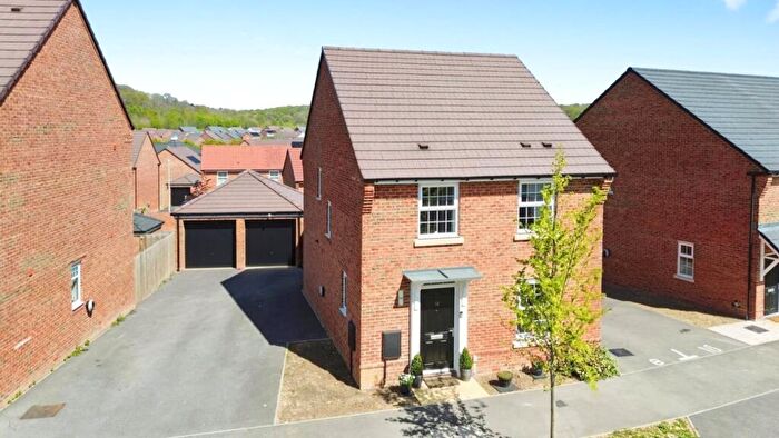 4 Bedroom Detached House For Sale In Garrison Meadows, Donnington, Newbury, Berkshire, RG14