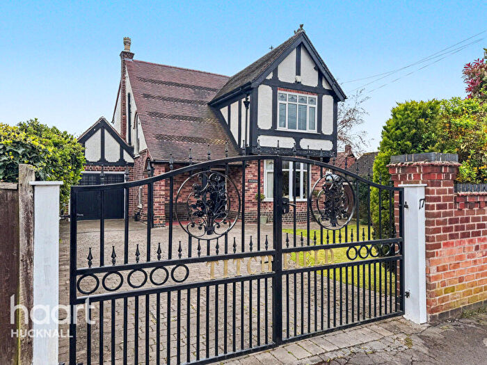 5 Bedroom Detached House For Sale In Park Drive, Nottingham, NG15