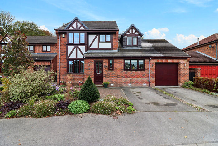 4 Bedroom Detached House For Sale In Rectory Gardens, Todwick, S26