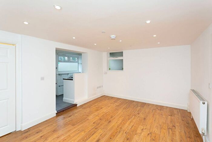 1 Bedroom Flat To Rent In Watford, Watford, WD17