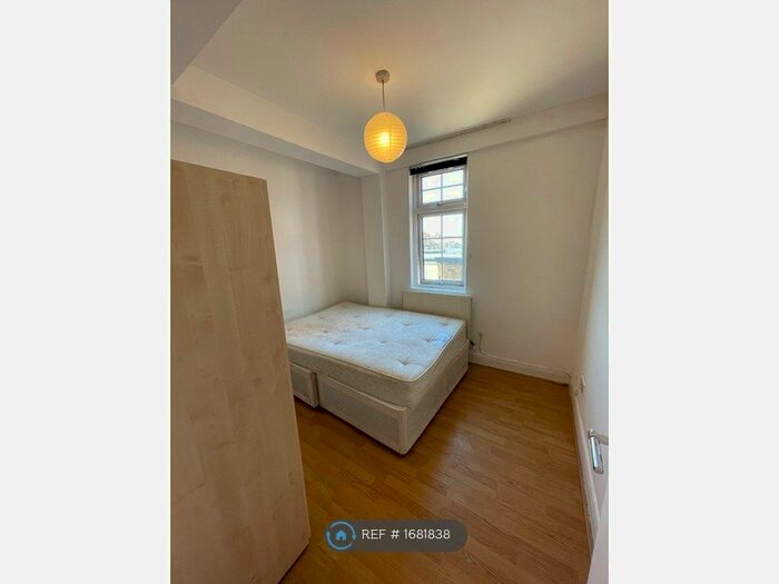 1 Bedroom Flat To Rent In Stoke Newington Road, London, N16