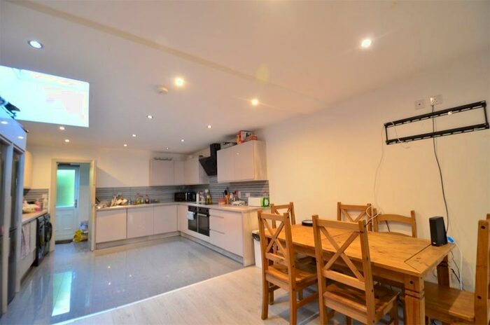 7 Bedroom Terraced House To Rent In / Academic Year Stunning Bedroom En-suite On Heeley Road, Selly Oak, Free Ultrafast M Broadband, B29