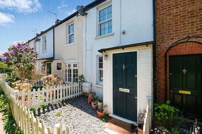 2 Bedroom Terraced House For Sale In Howard Street, Thames Ditton, KT7