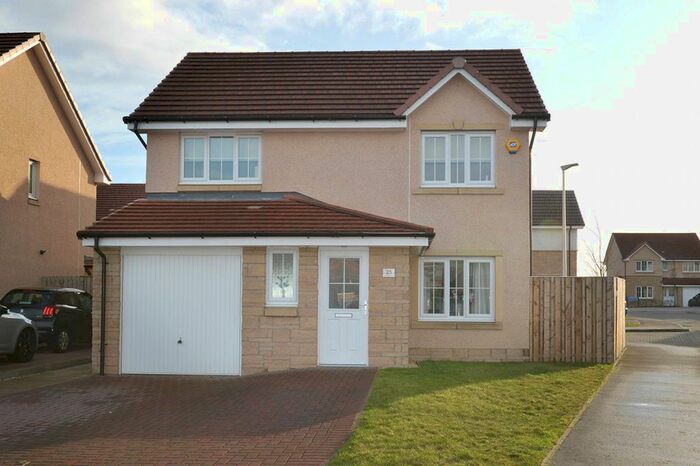 3 Bedroom Detached House For Sale In Poynters Road, Broxburn, West Lothian EH52