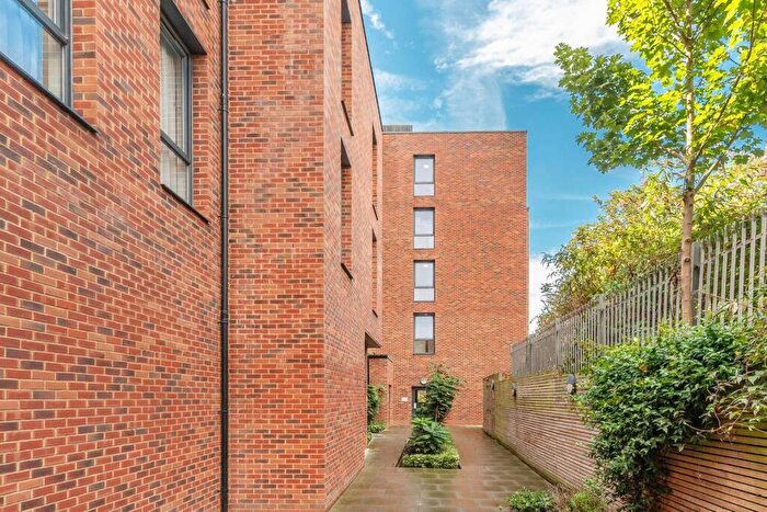 1 Bedroom Flat To Rent In La Reve, High Street, Wealdstone, HA3