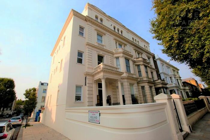 2 Bedroom Flat To Rent In Holland Road, Kensington, W14
