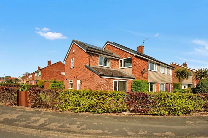 4 Bedroom Semi-Detached House For Sale In Chantry Road, Romanby, DL7