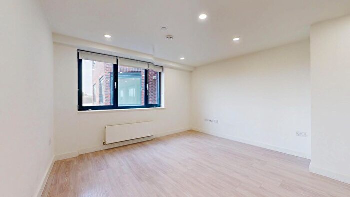 1 Bedroom Flat To Rent In St. Peters Street, Bedford, MK40